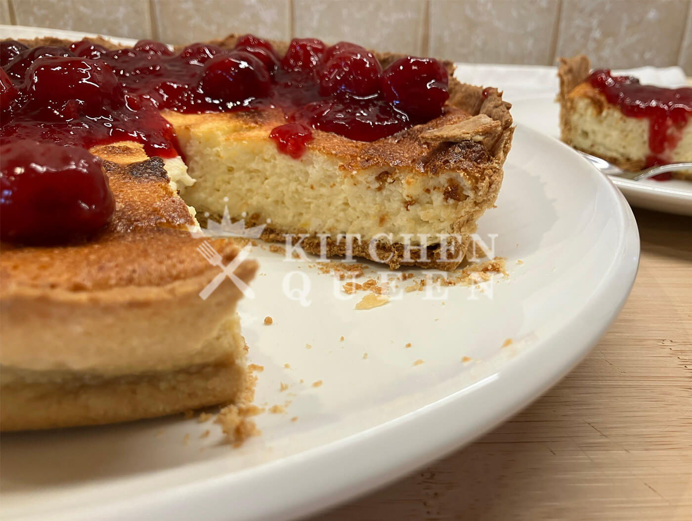 Ψημένο cheesecake με σάλτσα κεράσι